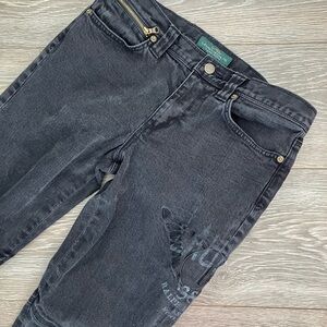 ✨Vintage✨ Lauren Ralph Lauren Jeans with Embroidered Detail on the leg